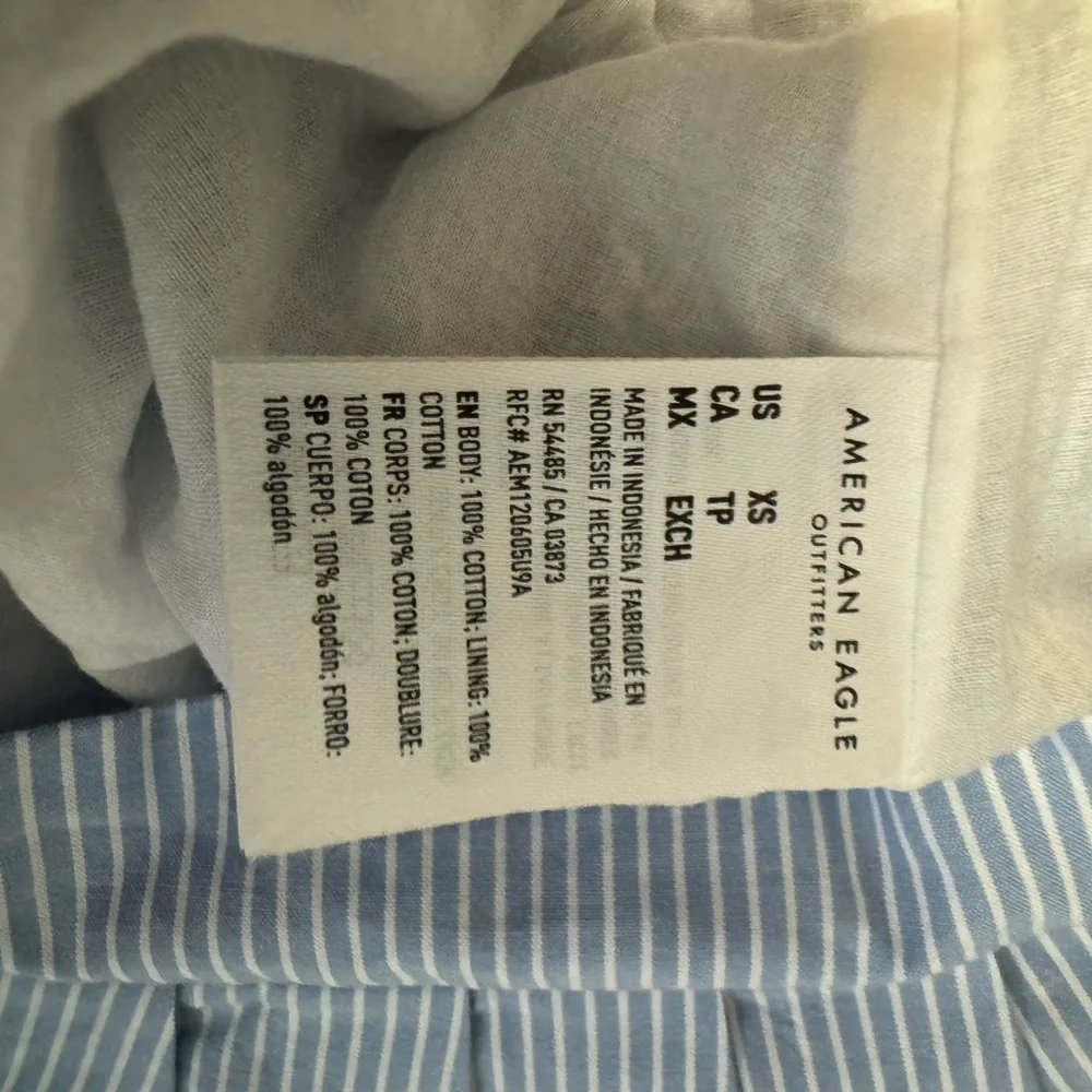 American Eagle NWT XS (S good) light blue white wrap lined  country mini skirt - Picture 6 of 6
